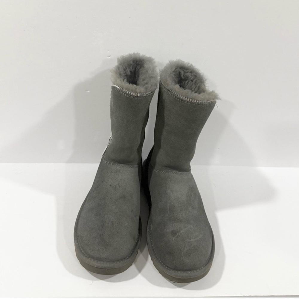 UGG Swarovski Crystal Zip Gray Sheepskin Boots Women 8 Winter - Picture 4 of 12